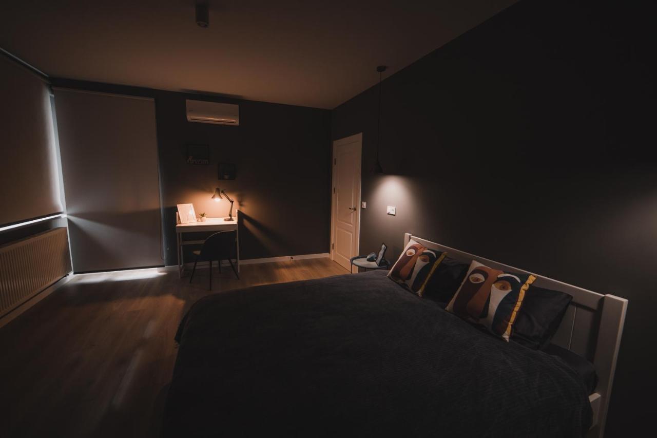 Apart-Hotel Kostjukowski Apartments Nizhynska 17 Lviv Extérieur photo