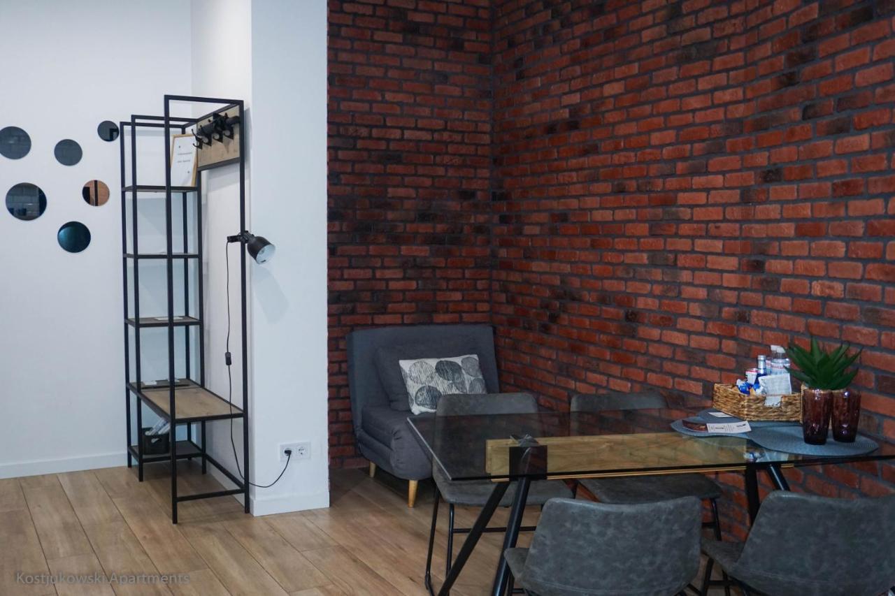 Apart-Hotel Kostjukowski Apartments Nizhynska 17 Lviv Extérieur photo