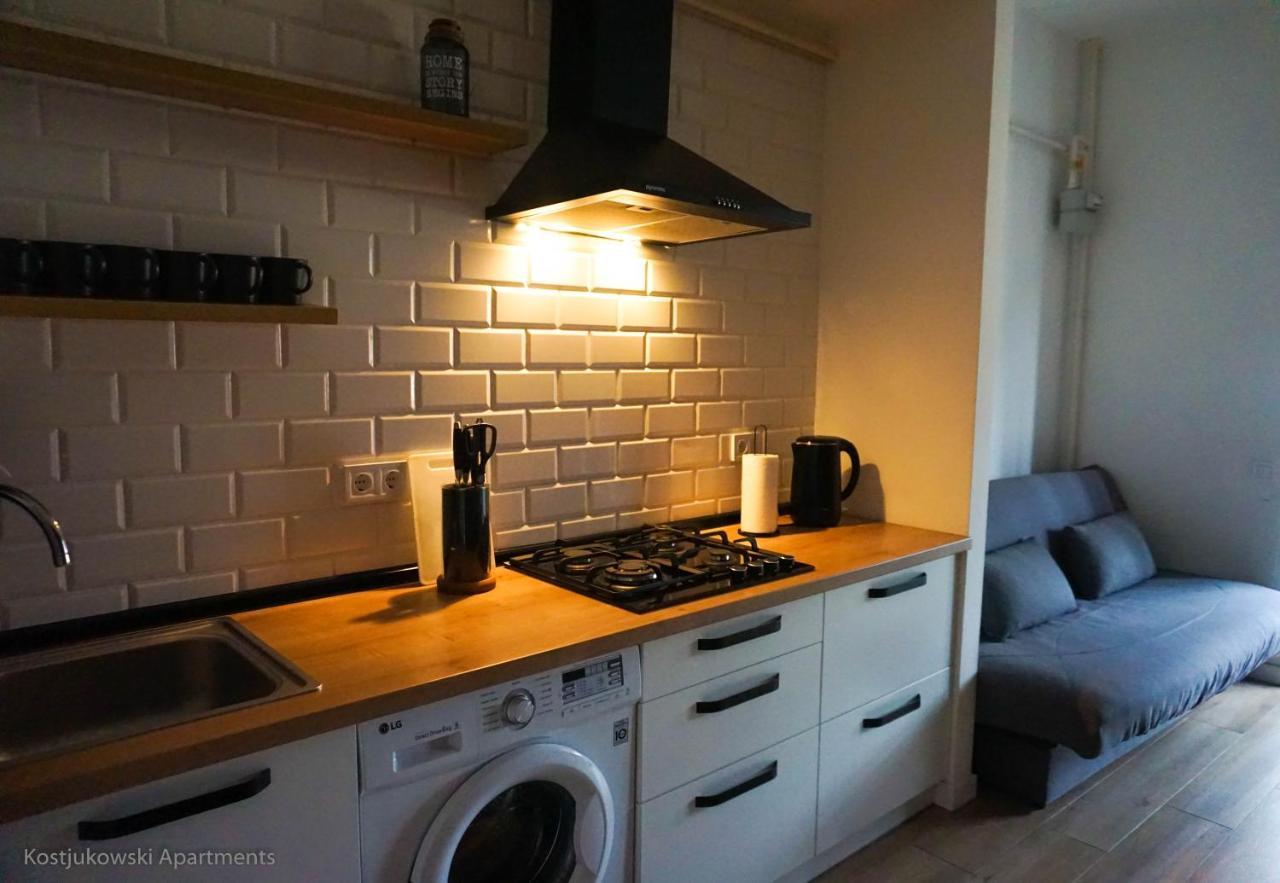 Apart-Hotel Kostjukowski Apartments Nizhynska 17 Lviv Extérieur photo